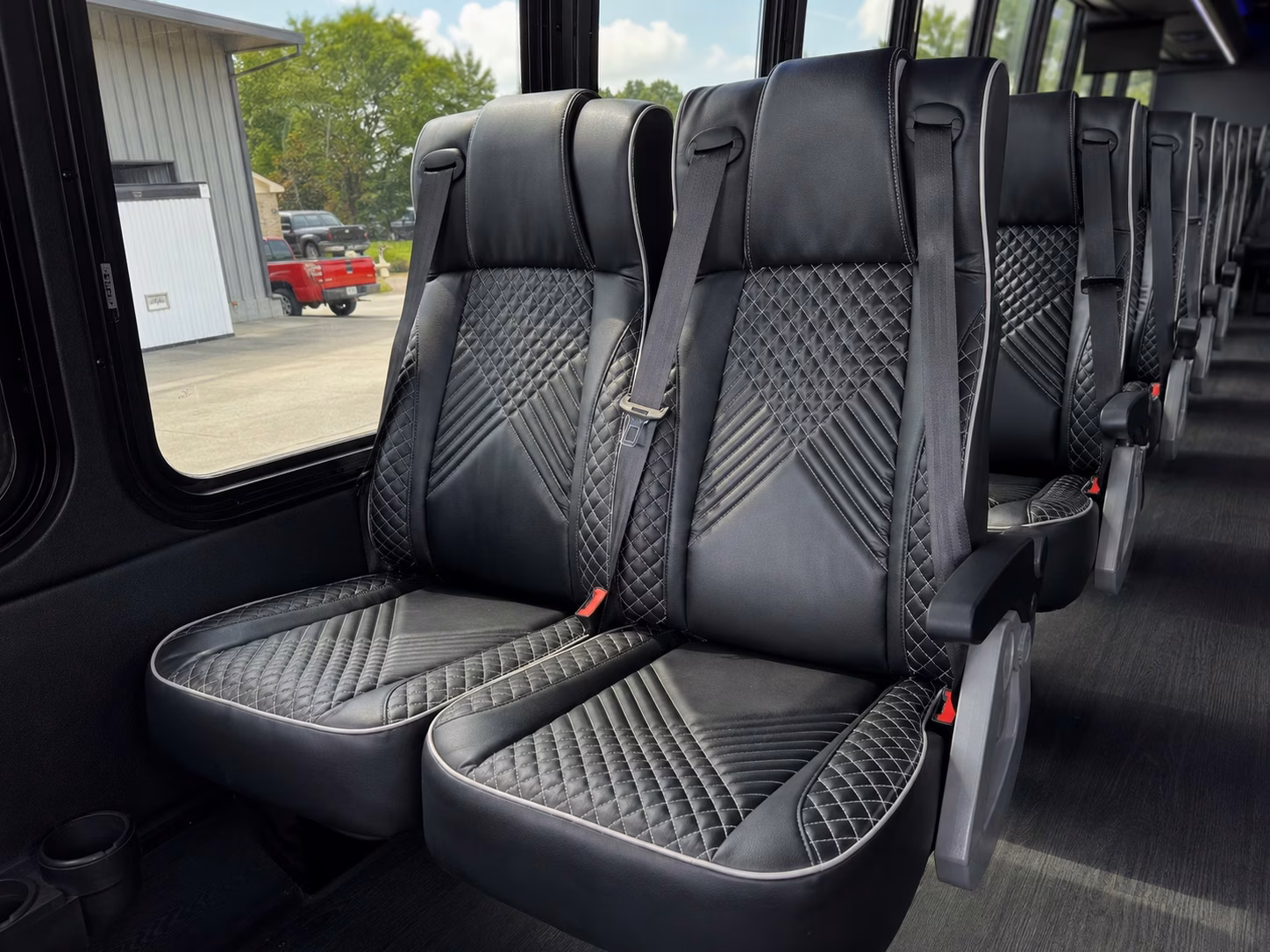 arvada shuttle buses to colorado rockies games at coors field