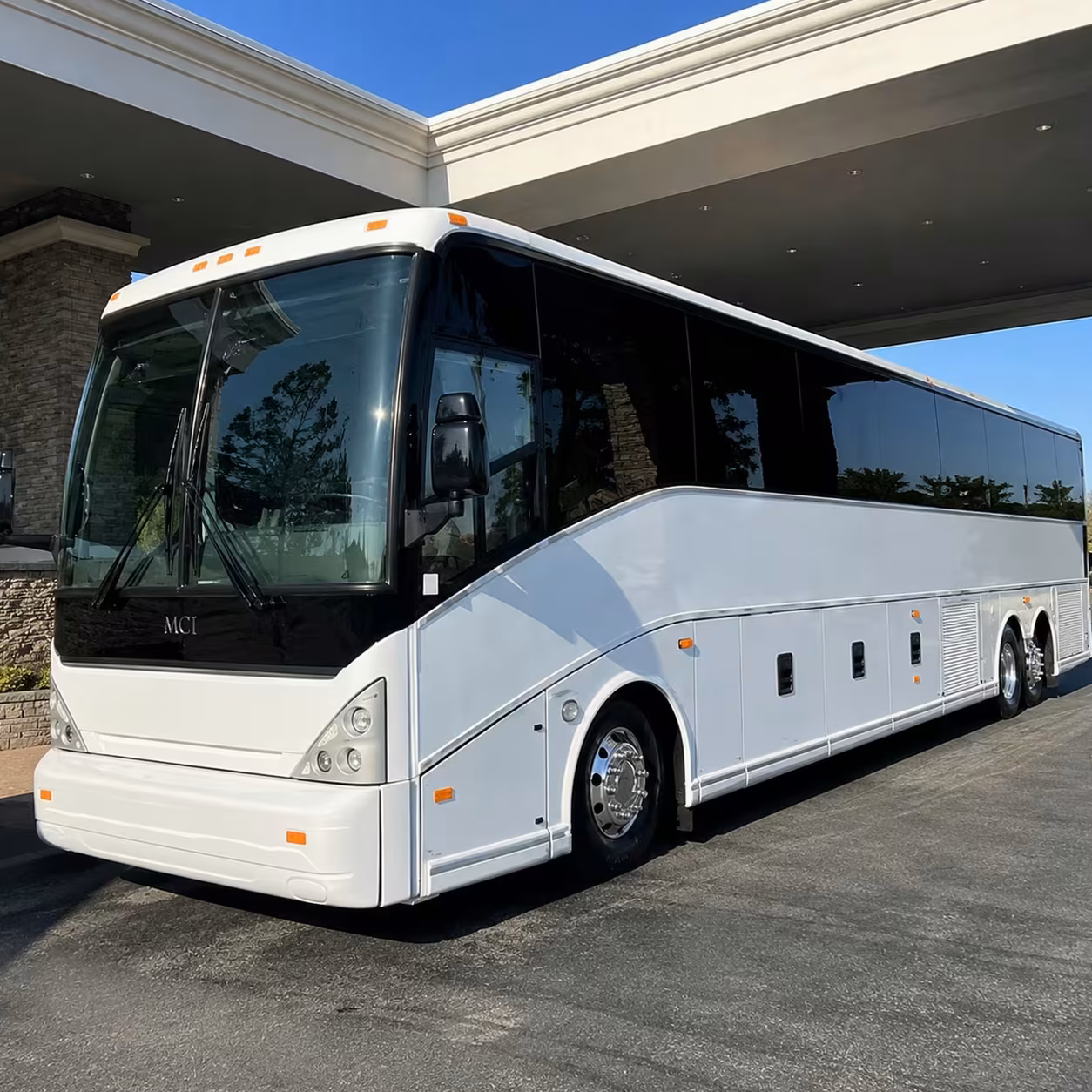 arvada shuttle buses to rocky mountain metropolitan airport